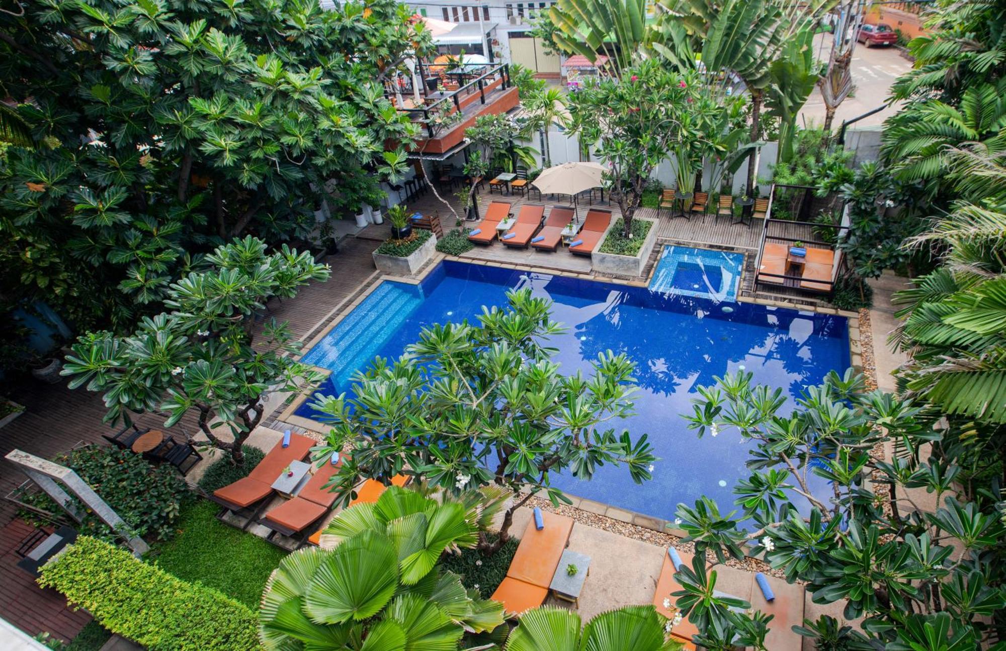 Amber Angkor Villa Hotel & Spa Сиемрип Экстерьер фото